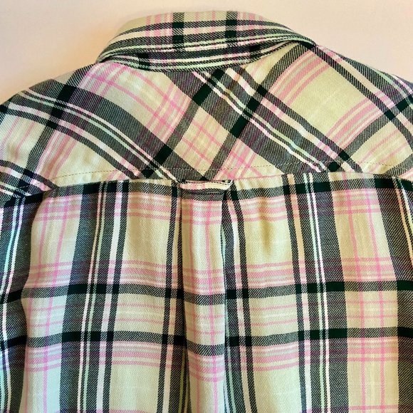 🆕 J. Crew Womens's Plaid Classic-Fit Flannel Shirt in Soft Mint Tartan - Picture 8 of 11